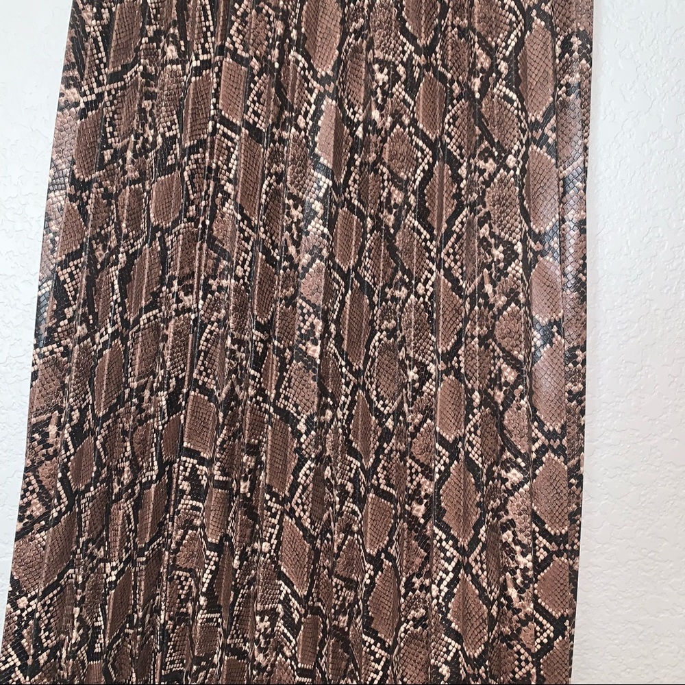 New Zara Faux Leather Snake Print Midi Pleated Skirt XS Small Medium 8372/262 - Picture 9 of 12